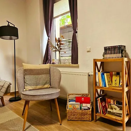 Johnis Fewo, Naehe Stadtzentrum - Uni In Sehr Ruhiger Lage Mit Terrasse Und Eigenem Parkplatz * Cottbus