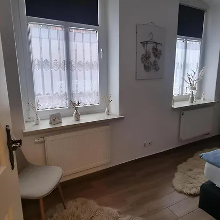 Apartment Johnis Fewo, Naehe Stadtzentrum - Uni In Sehr Ruhiger Lage Mit Terrasse Und Eigenem Parkplatz *